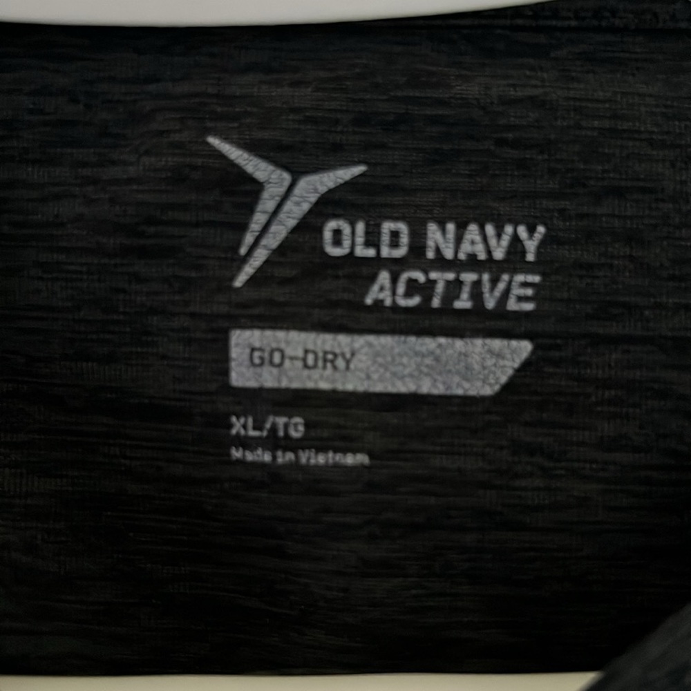 Old Navy Active Go-Dry Performance T-Shirt Mens XL Black Athletic - Picture 4 of 5